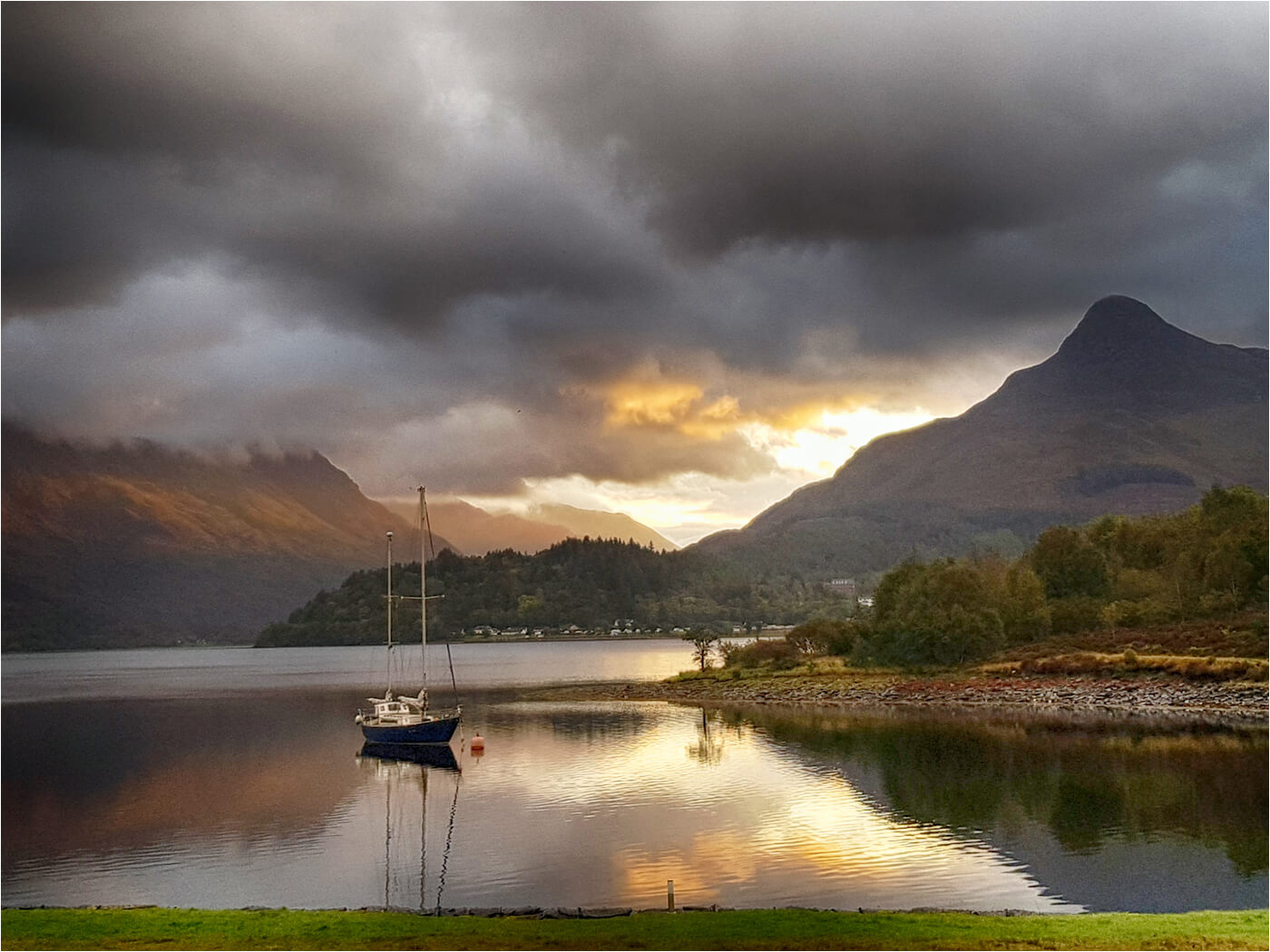 01-IMGv1 BALLACHULISH SUNRISE by Chris Warby – Leighton Buzzard ...